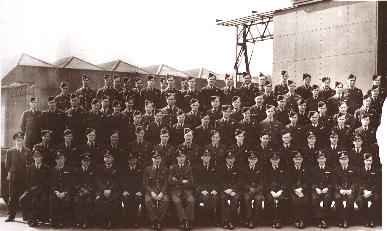 1945a.jpg (201045 bytes)