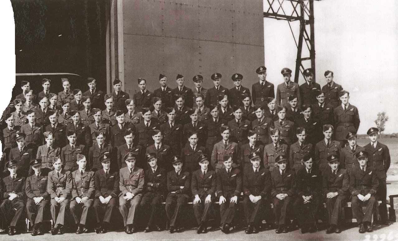 1945d.jpg (220020 bytes)