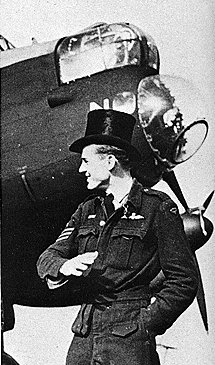 tophat.jpg (31459 bytes)
